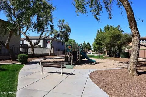 1839 E Donner Dr, Phoenix, AZ 85042 photo 23