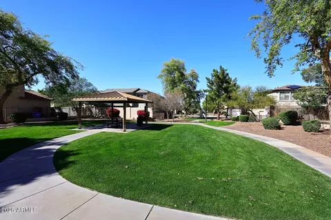 1839 E Donner Dr, Phoenix, AZ 85042 photo 24