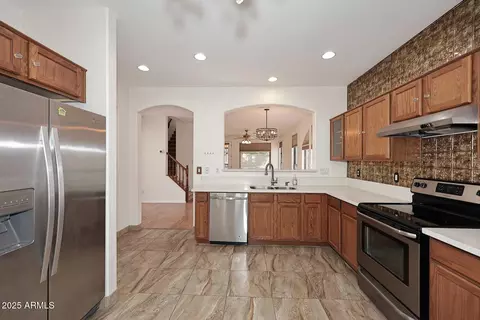 1839 E Donner Dr, Phoenix, AZ 85042 photo 2