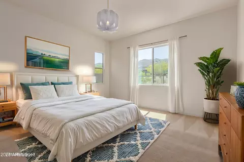 Bedroom - 917 E La Mirada Dr, Phoenix, AZ 85042 photo 1 of 5