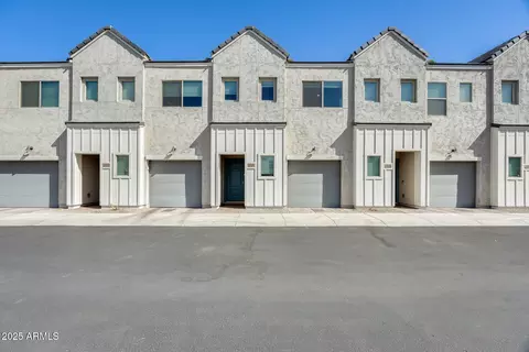 Exterior - 2228 W Harmont Dr, Phoenix, AZ 85021 photo 2 of 12