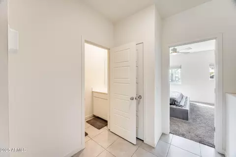 Entry Way - 2228 W Harmont Dr, Phoenix, AZ 85021 photo 8 of 8