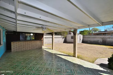 Exterior - 8043 N 10th Pl, Phoenix, AZ 85020 photo 3 of 3