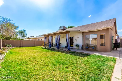 5447 N 102nd Ave, Glendale, AZ 85307