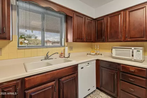 Kitchen - 6217 El Paso St, Mesa, AZ 85205 photo 6 of 6
