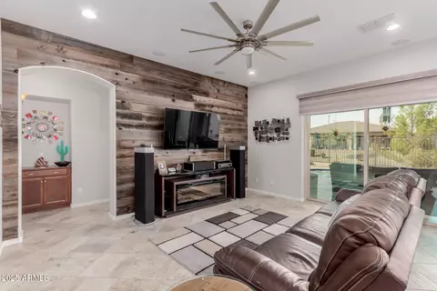3816 E Rakestraw Ln, Gilbert, AZ 85298 photo 9