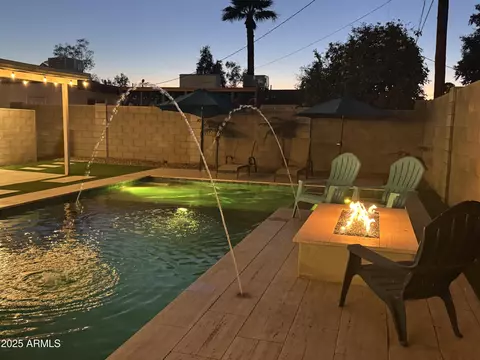 Exterior - 1934 El Parque Dr, Tempe, AZ 85282 photo 13 of 15