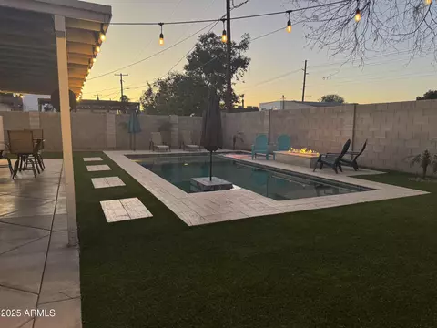 Exterior - 1934 El Parque Dr, Tempe, AZ 85282 photo 11 of 15