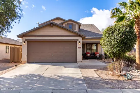 1623 W Quick Draw Way, San Tan Valley, AZ 85143