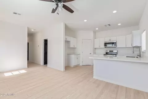 463 W Taylor Ave, Coolidge, AZ 85128