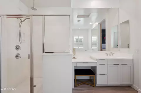 Bath - 9452 E Theia Dr, Mesa, AZ 85212 photo 1 of 4