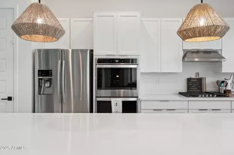 Kitchen - 9452 E Theia Dr, Mesa, AZ 85212 photo 3 of 4