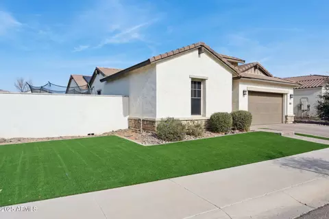 Exterior - 9452 E Theia Dr, Mesa, AZ 85212 photo 2 of 8