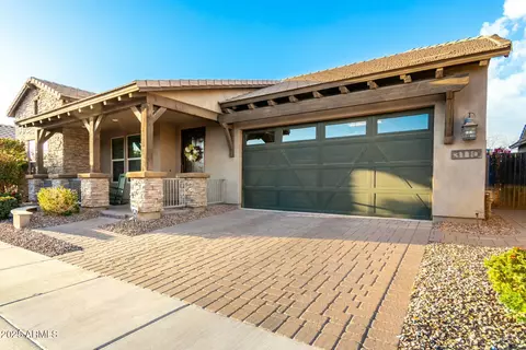 3110 E Cat Balue Dr, Phoenix, AZ 85050