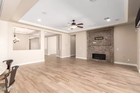 Living - 3110 E Cat Balue Dr, Phoenix, AZ 85050 photo 2 of 3