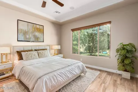 Bedroom - 3110 E Cat Balue Dr, Phoenix, AZ 85050 photo 2 of 3