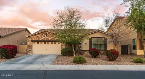 9423 N Irish Ct, Waddell, AZ 85355