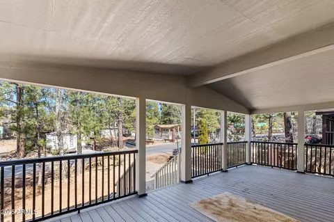 17175 S Bow String Rd, Munds Park, AZ 86017