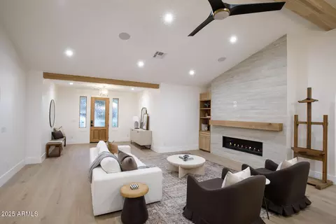 542 E Hayward Ave, Phoenix, AZ 85020 photo 6