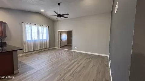 4231 E Carter Dr, Phoenix, AZ 85042 photo 5