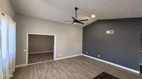 4231 E Carter Dr, Phoenix, AZ 85042 photo 6
