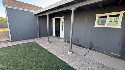 4231 E Carter Dr, Phoenix, AZ 85042 photo 2