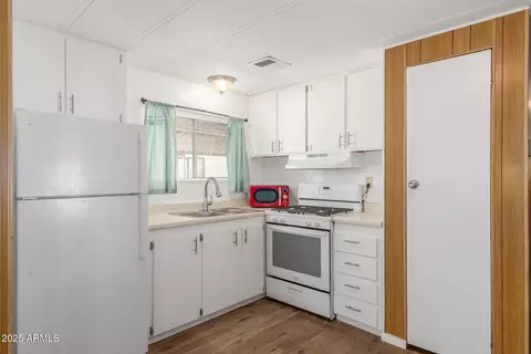 2481 W Broadway Ave #8, Apache Junction, AZ 85120 photo 8