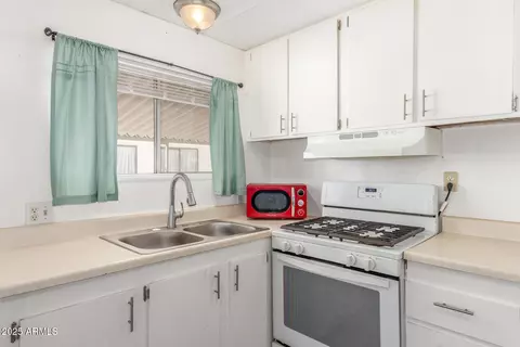 2481 W Broadway Ave #8, Apache Junction, AZ 85120 photo 3