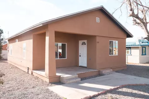 630 S 10th Ave, Safford, AZ 85546