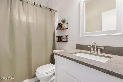 1841 E Clarendon Ave, Phoenix, AZ 85016 photo 17