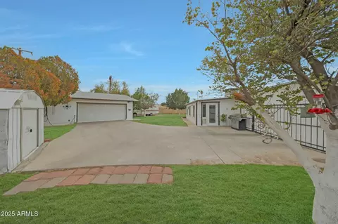 3333 N 81st Ave, Phoenix, AZ 85033 photo 2