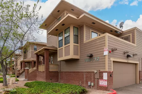 702 S Beck Ave, Tempe, AZ 85281