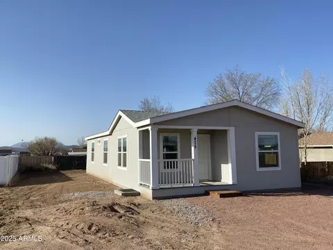475 E Grand Canyon Rd, Paulden, AZ 86334