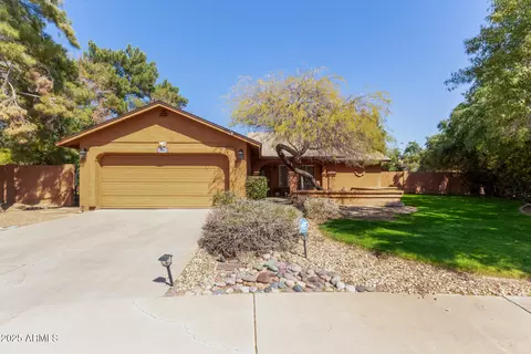 18813 N 37th Pl, Phoenix, AZ 85050