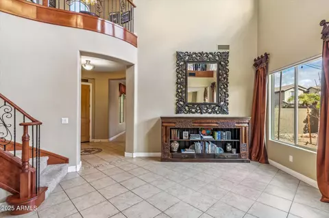 3713 E Cat Balue Dr, Phoenix, AZ 85050 photo 3