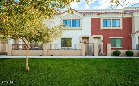 1950 N Center St #111, Mesa, AZ 85201