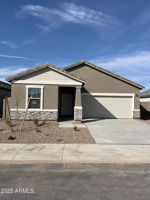 4038 E San Jose St, San Tan Valley, AZ 85143