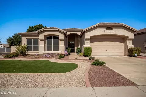 6494 W Matilda Ln, Glendale, AZ 85308