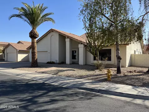 3703 N Wintergreen Way, Avondale, AZ 85392