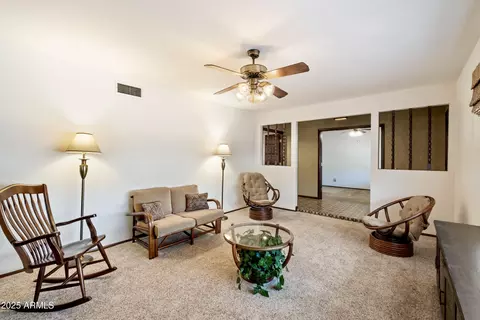 2205 E Fox St, Mesa, AZ 85213 photo 3