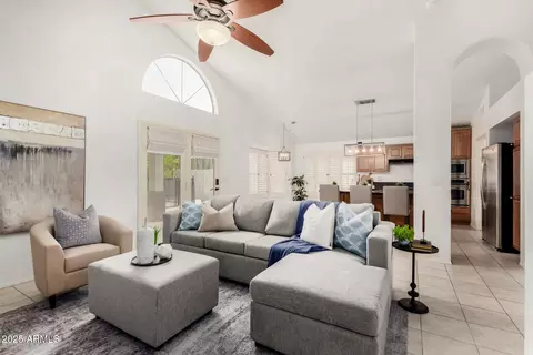 4558 E Vista Dr, Phoenix, AZ 85032 photo 8