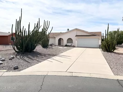 8303 Edgewood Ave, Mesa, AZ 85208