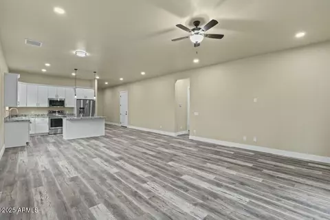 Living - 1910 E Rainbow Trl, Payson, AZ 85541 photo 2 of 4