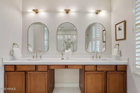 2670 E Parkview Dr, Gilbert, AZ 85295 photo 31