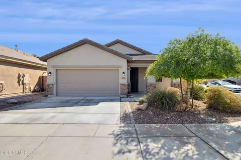 8007 S 69th Dr, Laveen, AZ 85339