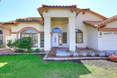 819 W Harbor Dr, Gilbert, AZ 85233 photo 3