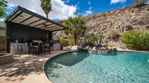 Exterior - 16060 S 4th St, Phoenix, AZ 85048 photo 9 of 13
