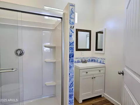 Bath - 107 D St, Bisbee, AZ 85603 photo 1 of 2