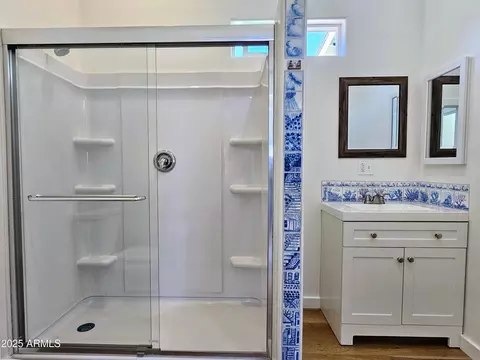 Bath - 107 D St, Bisbee, AZ 85603 photo 2 of 2