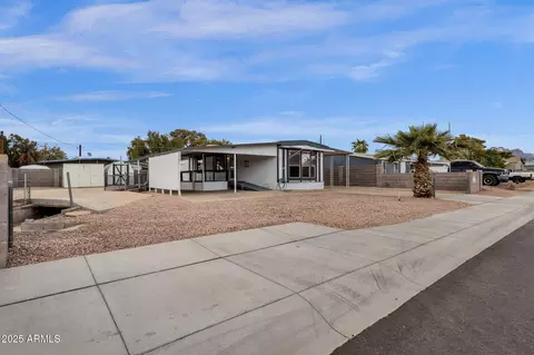 2570 W Scenic St, Apache Junction, AZ 85120 photo 2